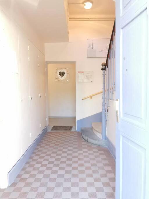 L'Authentique *Studio *Parking Prive* *Wifi*Calme Lourdes Exterior foto