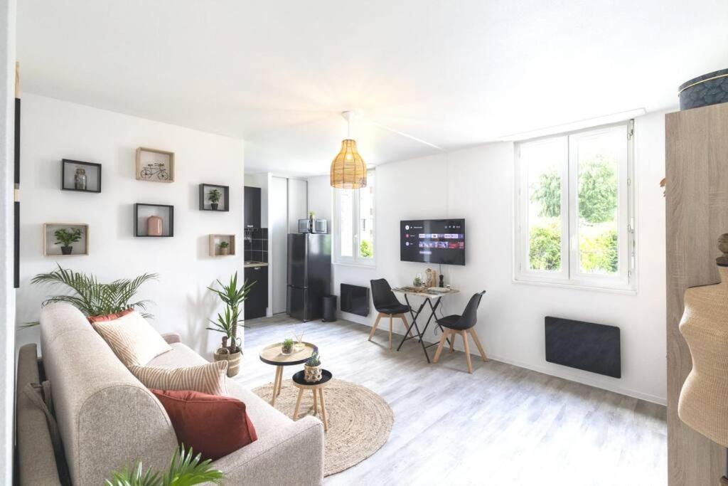 L'Authentique *Studio *Parking Prive* *Wifi*Calme Lourdes Exterior foto